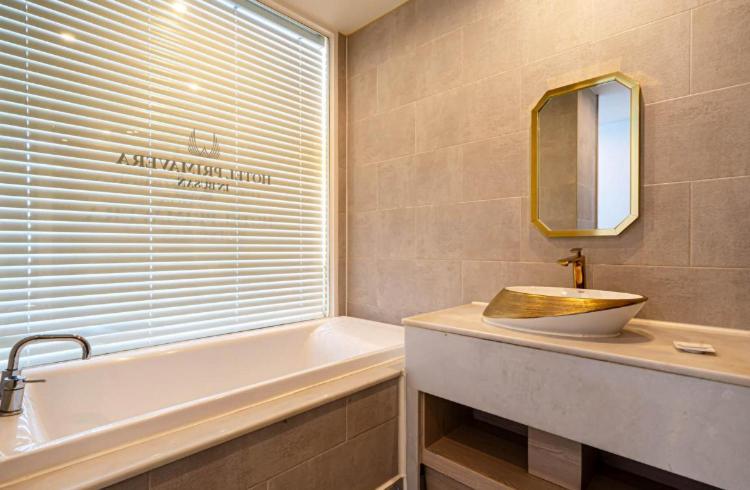 Gwangalli Hotel Primavera In Busan Eksteriør bilde